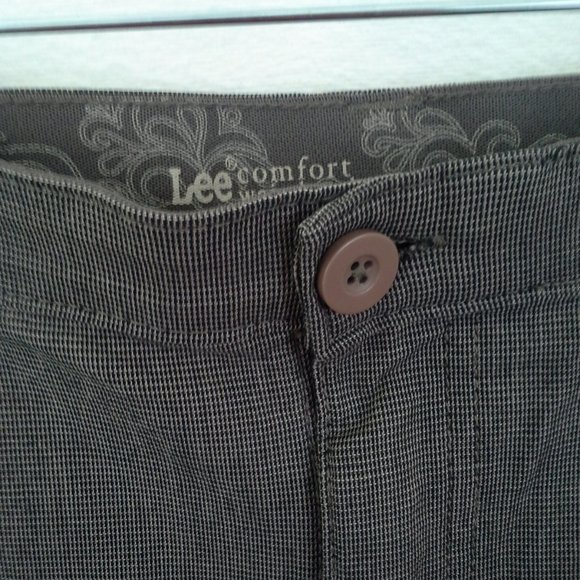 Lee womens pants Size 12P Medium brown Lee comfort - Picture 6 of 7